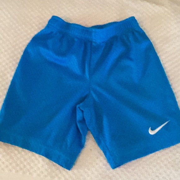 Two pair shorts 🐒 - Picture 5 of 7